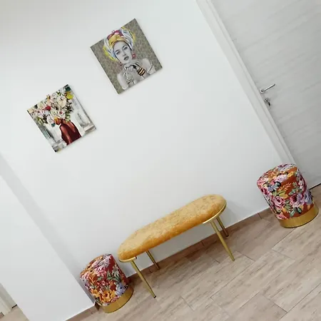 Vama House